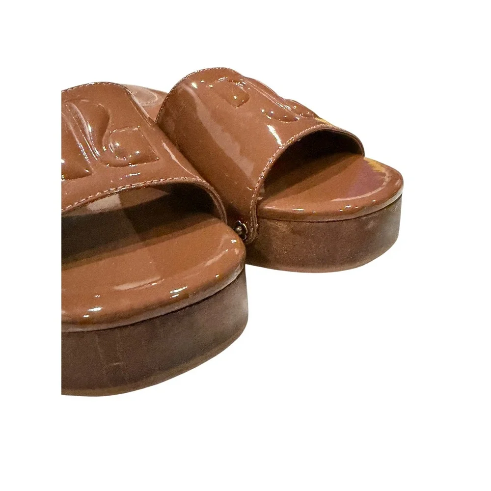 Larroude 8 Miso Platform Slides Caramel Patent Leather Brown Slide Sandal